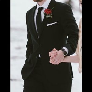 2 Men’s Suits Black And Grey 40R 32waist32length